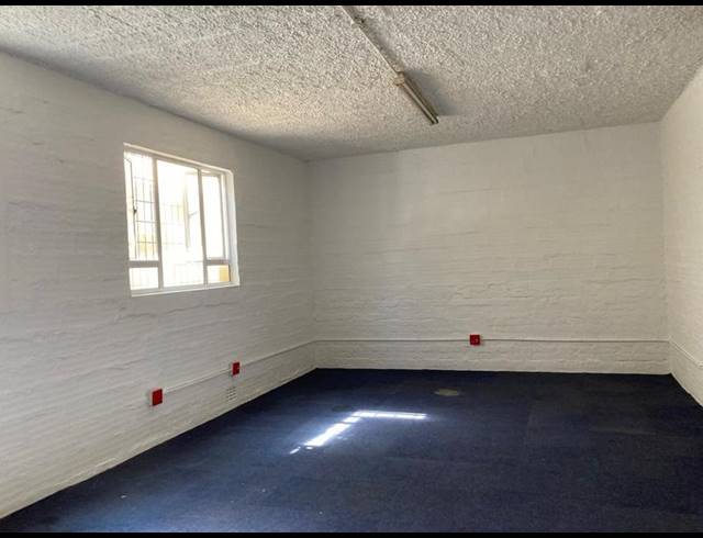 INDUSTRIAL PROPERTY TO RENT IN KORSTEN